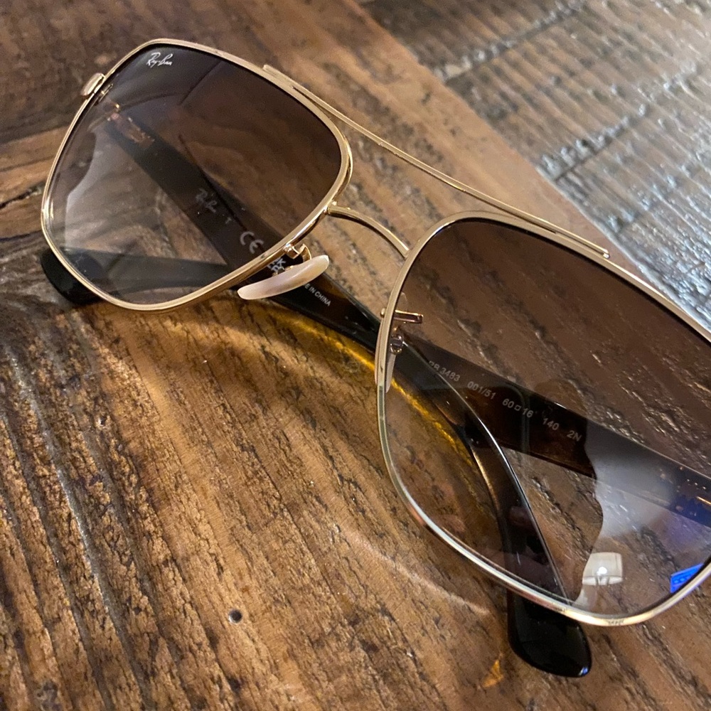 Women’s Ray-Ban Sunglasses